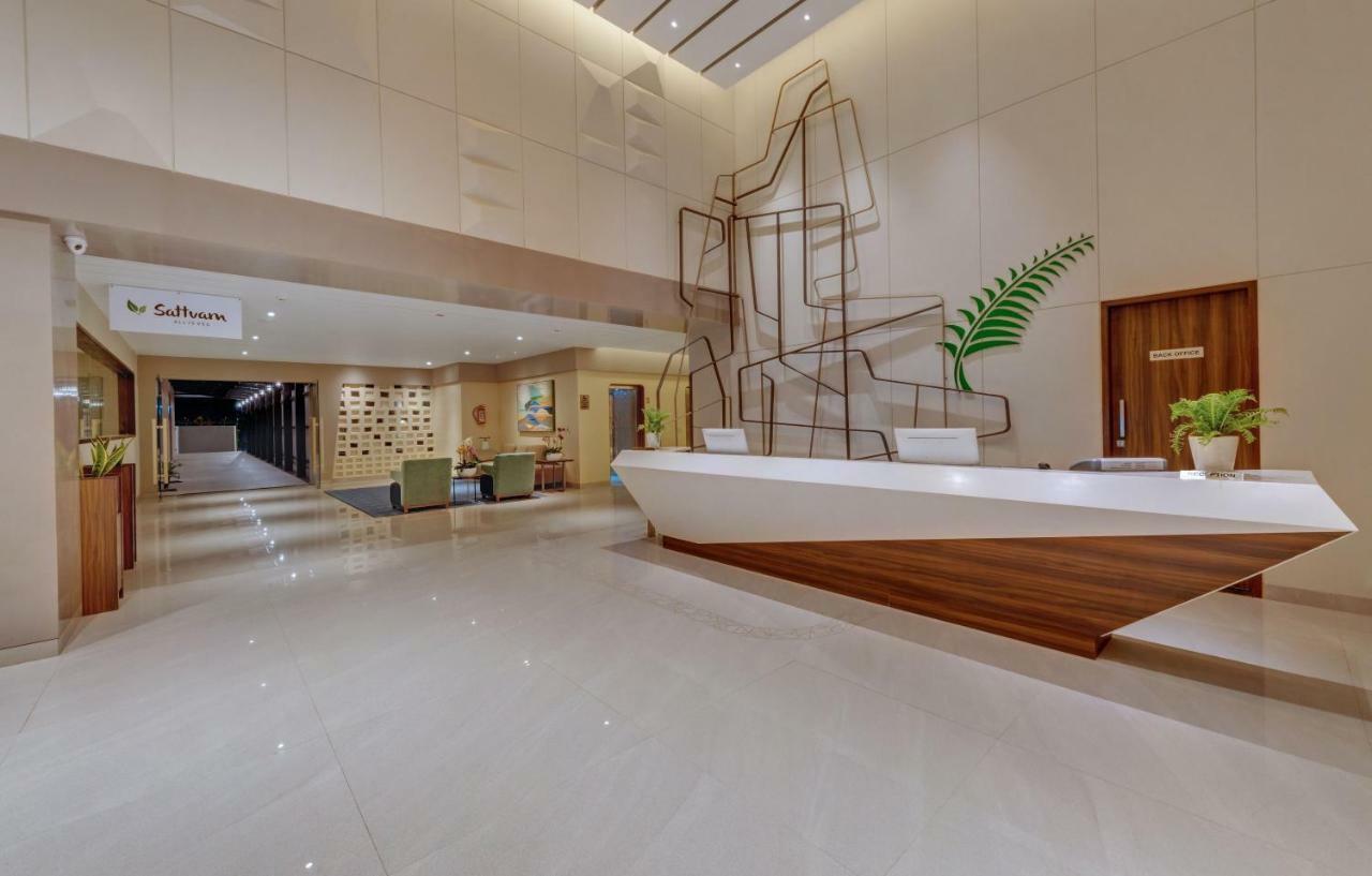 Отель The Fern Residency Karad Экстерьер фото